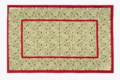 Couleur Nature Place Settings & Linens|Baies de houx Tablecloth in Red & Green
