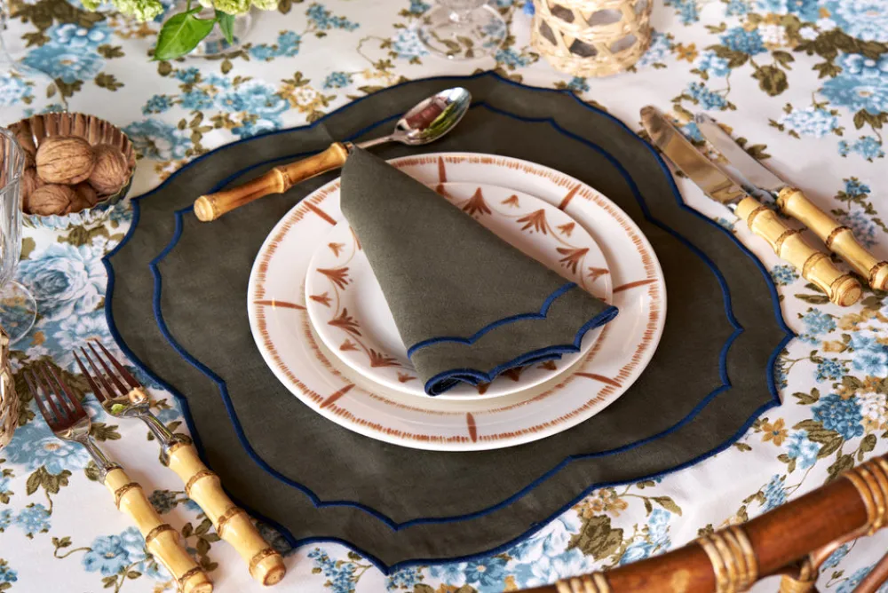 Loulou La Dune Place Settings & Linens|Blue Bouquet Tablecloth