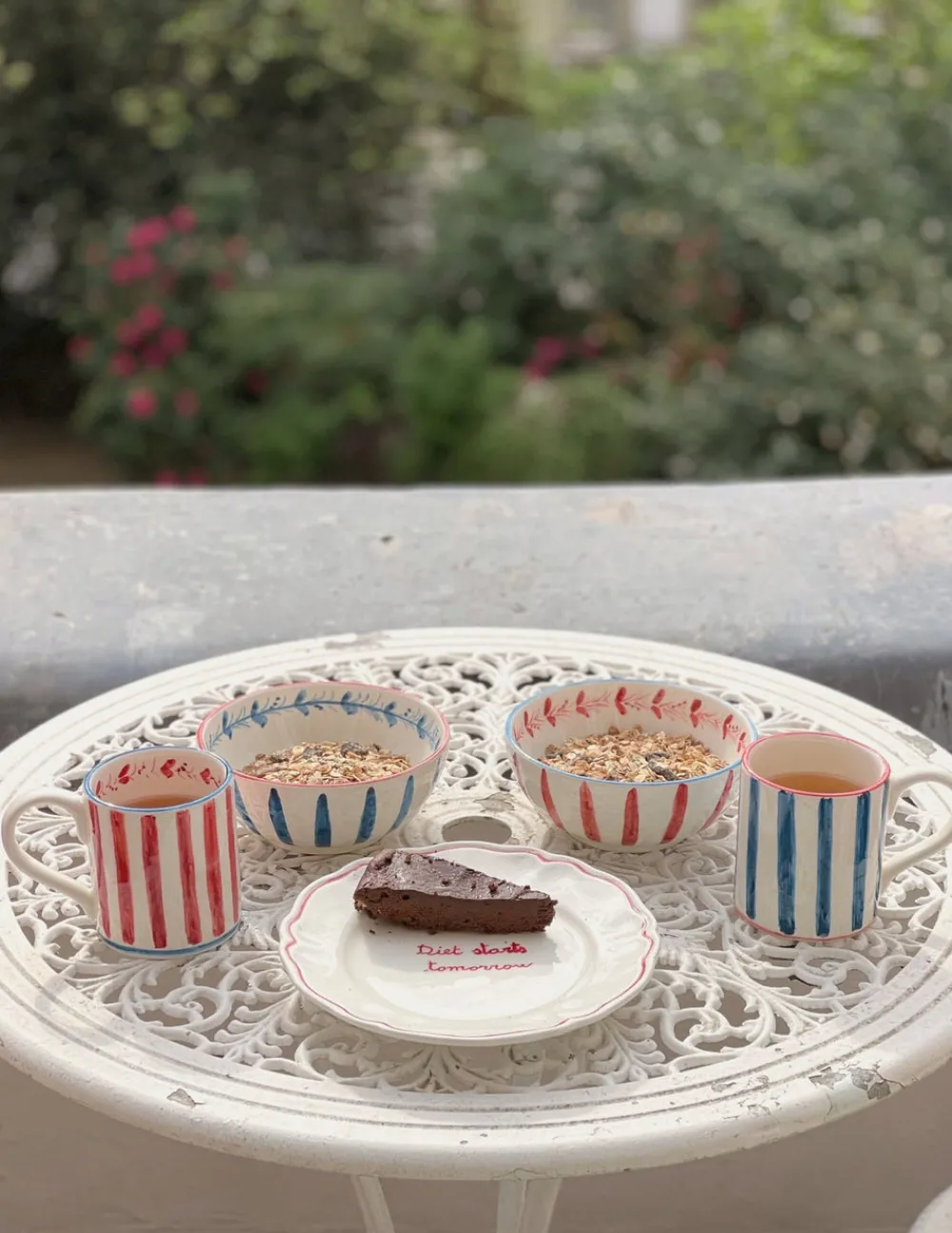 Sveva's Home Dinnerware|Blue Ceramic Mugs, Set of 6