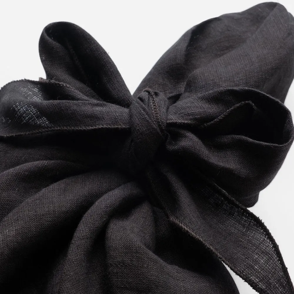 Joanna Buchanan Place Settings & Linens|Bow Linen Napkin, Set of Two