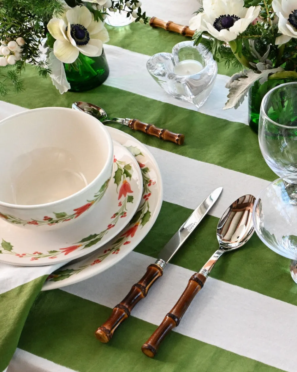 Carolina Irving and Daughters Dinnerware|Carolina Irving x OTM Holly Dessert Plate