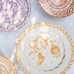 Pomelo Casa Dinnerware|Casa Melocoton Dinner Plate with Traditional Designs