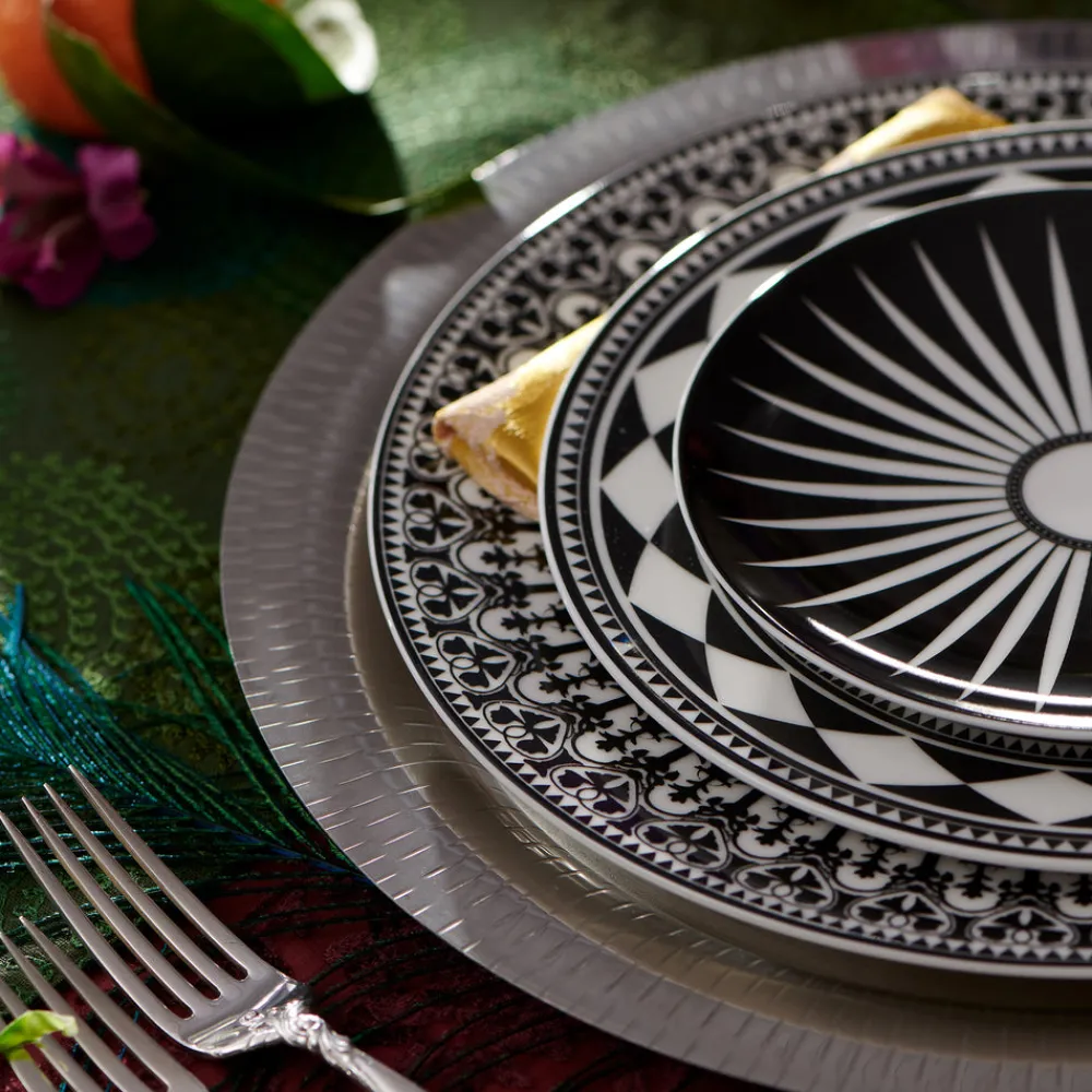 Caskata Dinnerware|Casablanca Rimmed Dinner Plate Black
