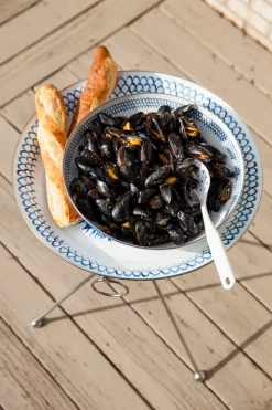 Golden Rabbit Dinnerware|Catering Bowl in Fish Camp