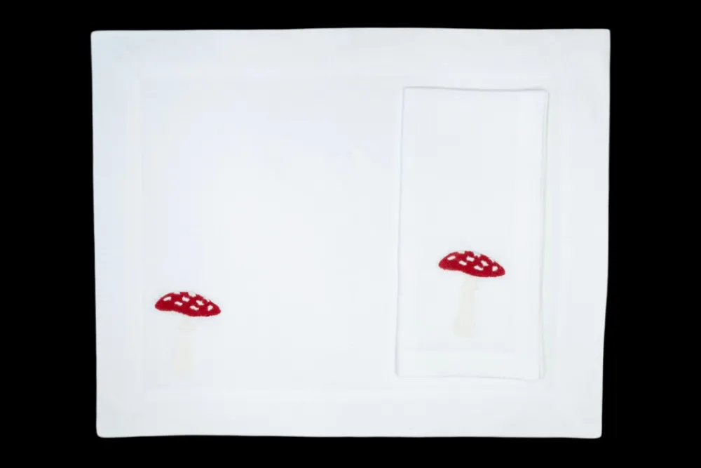 TriChi Design Place Settings & Linens|Christmas Red Mushroom Napkin and Placemat, Set of 2