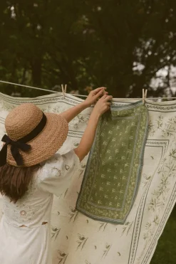 Cucina Cipoletti Place Settings & Linens|Cipoletti x Nadia Co. Fine Italian Linen Tablecloth