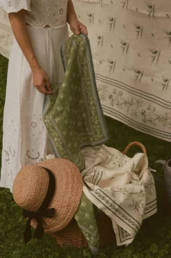 Cucina Cipoletti Place Settings & Linens|Cipoletti x Nadia Co. Fine Italian Linen Hand Towel