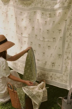 Cucina Cipoletti Place Settings & Linens|Cipoletti x Nadia Co. Fine Italian Linen Hand Towel