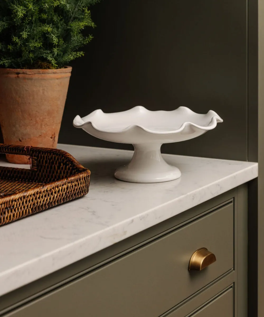 Rebecca Udall Dinnerware|Claudia Wavy Footed Bowl in White