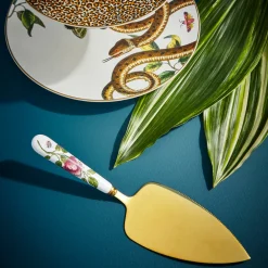 Spode Dinnerware|Creatures of Curiosity 10" Cake Slice with Ceramic Handle