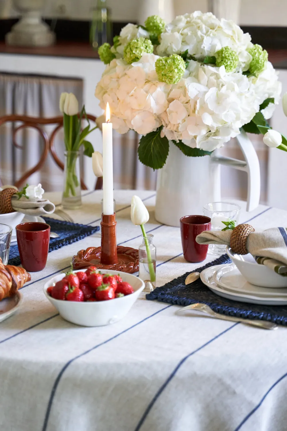 Caravan Place Settings & Linens|Eze 60x60 Tablecloth in Ivory & Blue