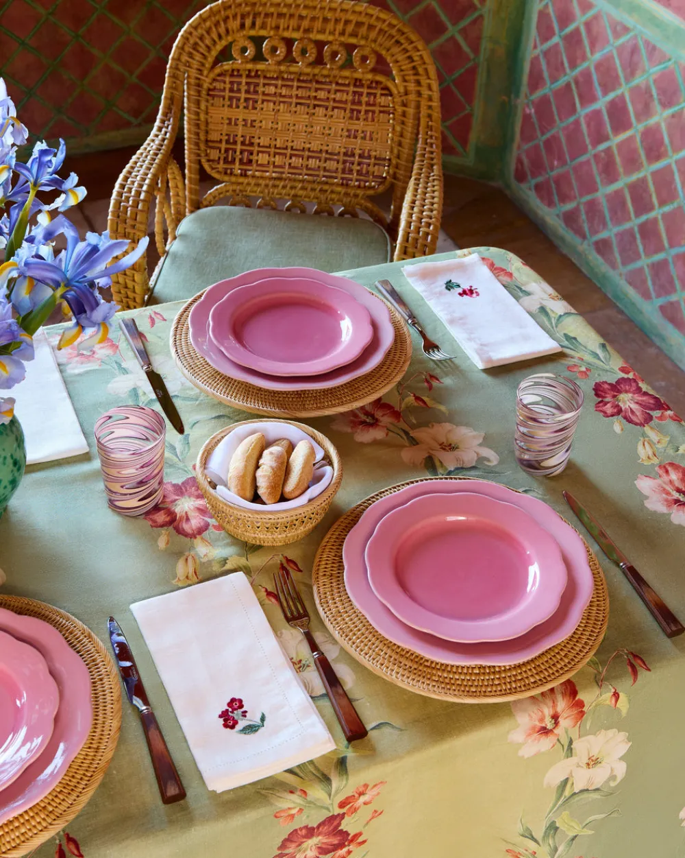 Cabana Dinnerware|Fiore Dessert Plate in Pink