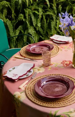 Cabana Dinnerware|Fiore Dinner Plate in Burgundy