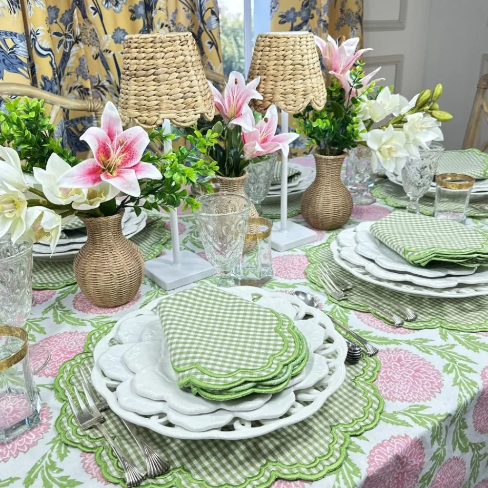 Flying Sheep Country Place Settings & Linens|Flowers & Vines Tablecloth in Pink and Green
