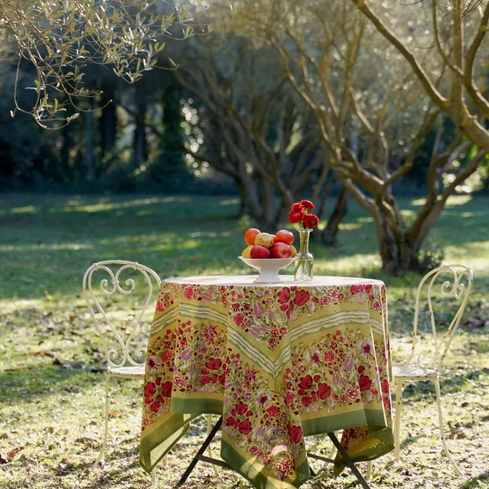 Couleur Nature Place Settings & Linens|French Tablecloth Jardin Red & Green