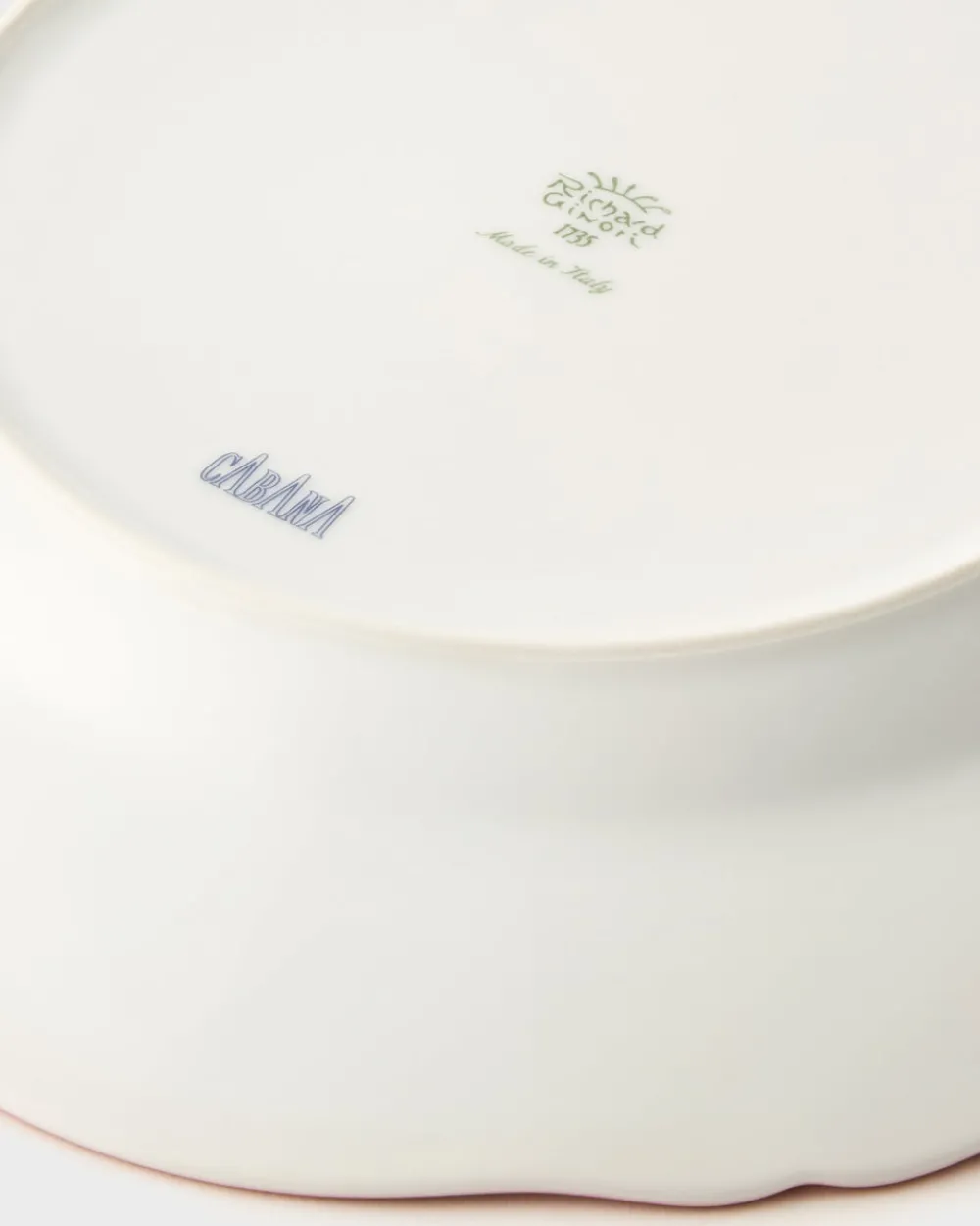 Cabana Dinnerware|Ginori x Floral Charge Plate in Pink