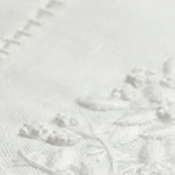 Henry Handwork Place Settings & Linens|Jardin Classic Tablecloth in Italian Linen in Six Colors