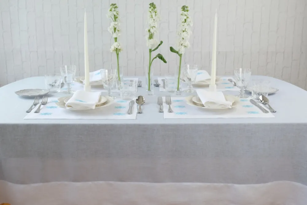 TriChi Design Place Settings & Linens|Lara Linen Tablecloth