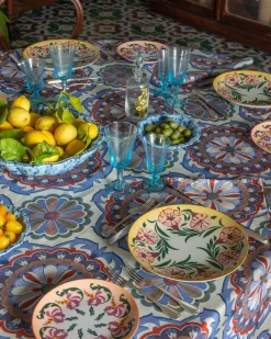 Cabana Place Settings & Linens|Leonora Tablecloth