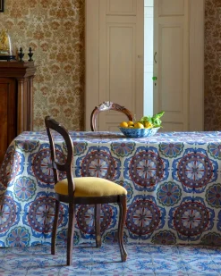 Cabana Place Settings & Linens|Leonora Tablecloth