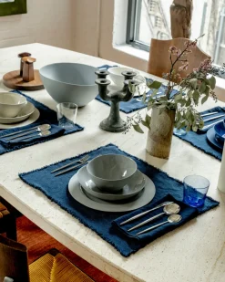 French Presse Place Settings & Linens|Linen Placemat