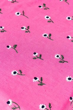 Esencial Hogar Place Settings & Linens|Manzanilla Rectangular Tablecloth in Bougainvillea