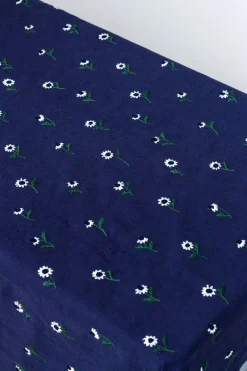 Esencial Hogar Place Settings & Linens|Manzanilla Rectangular Tablecloth in Navy