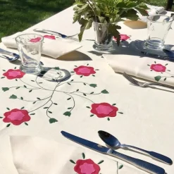 Elizabeth Lake Place Settings & Linens|Marguerite Tablecloth