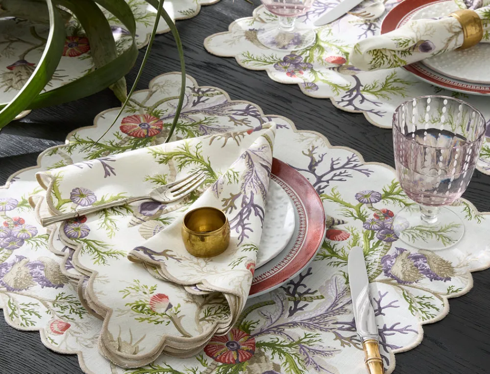 Matouk Place Settings & Linens|Schumacher Del Tesoro Tablecloth