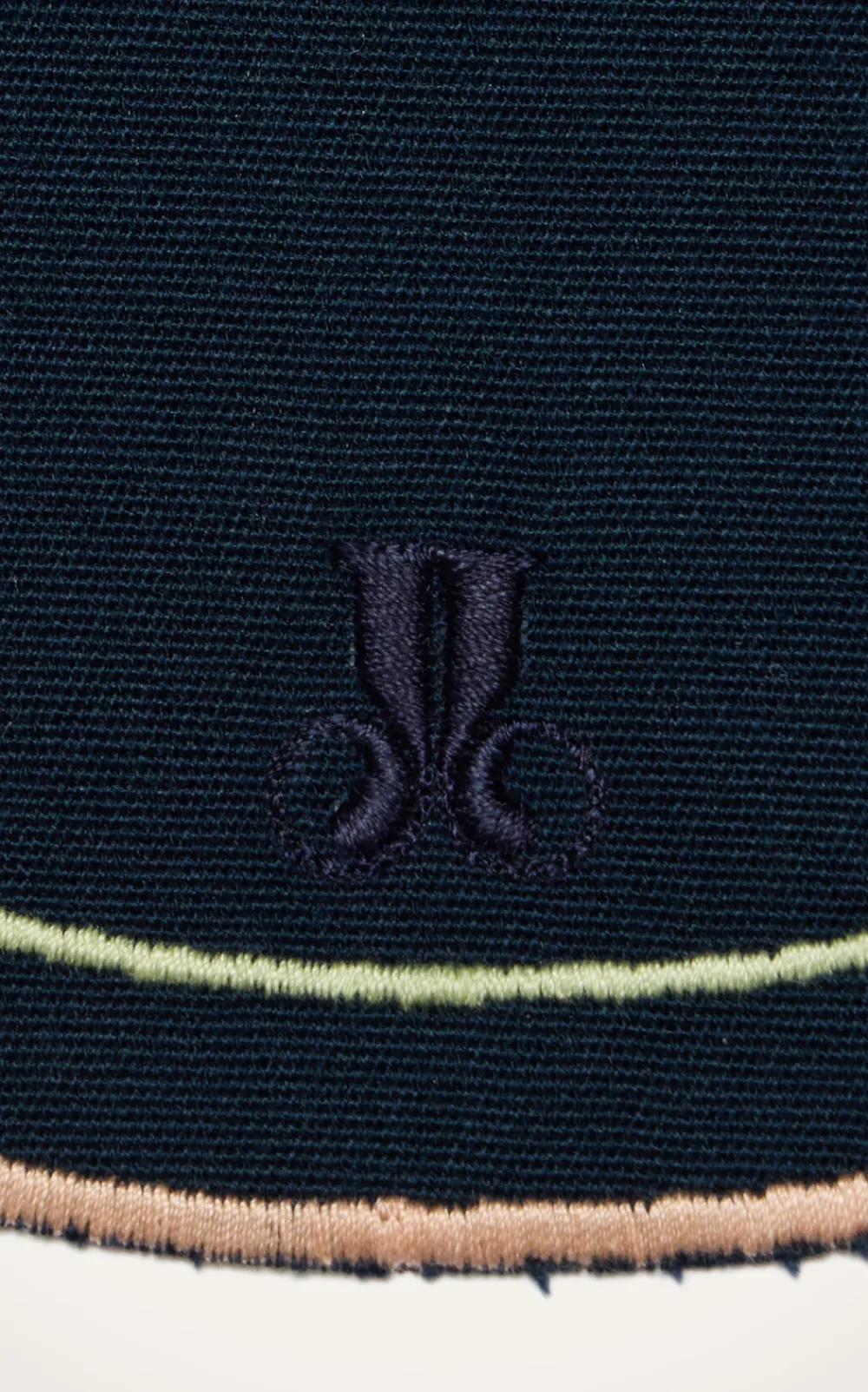 La DoubleJ Place Settings & Linens|Medallion Placemats in Solid Navy, Set of 2