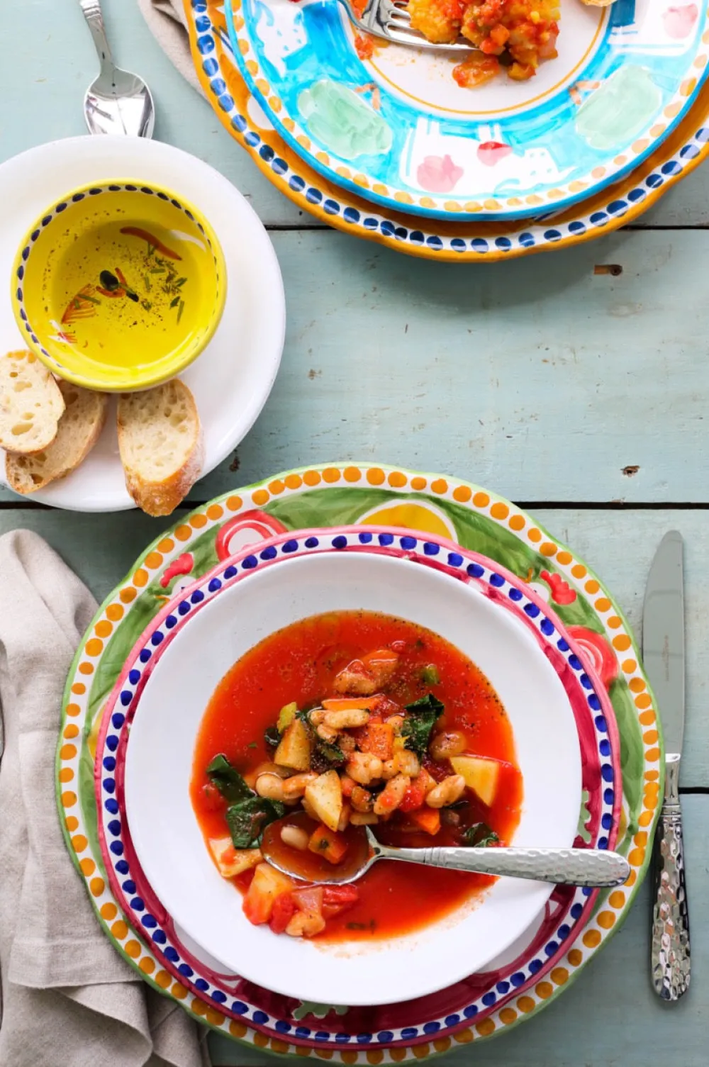 VIETRI Dinnerware|Melamine Campagna Assorted Sixteen-Piece Place Setting