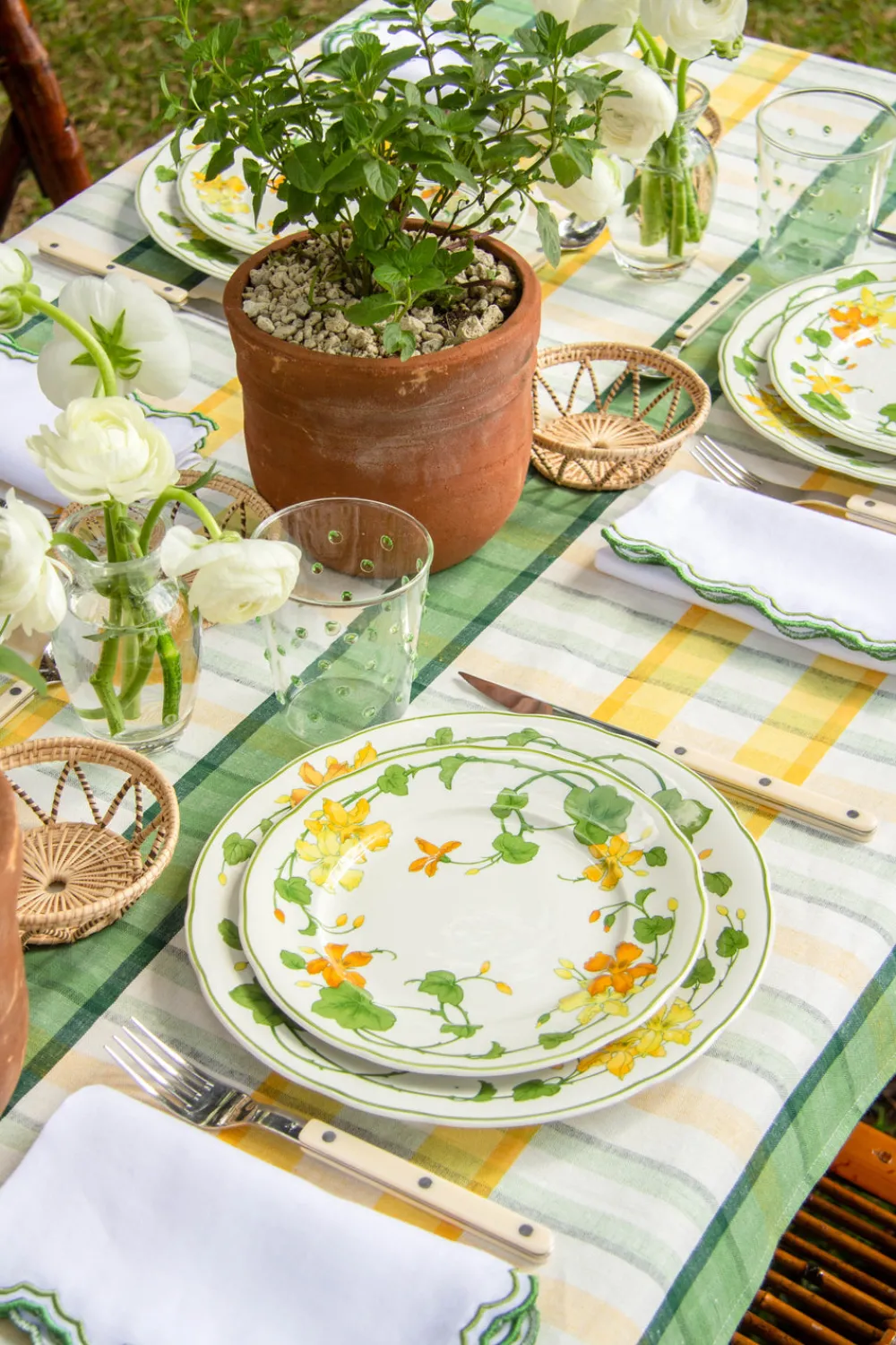 Esencial Hogar Place Settings & Linens|Multicolor Plaid Rectangular Tablecloth