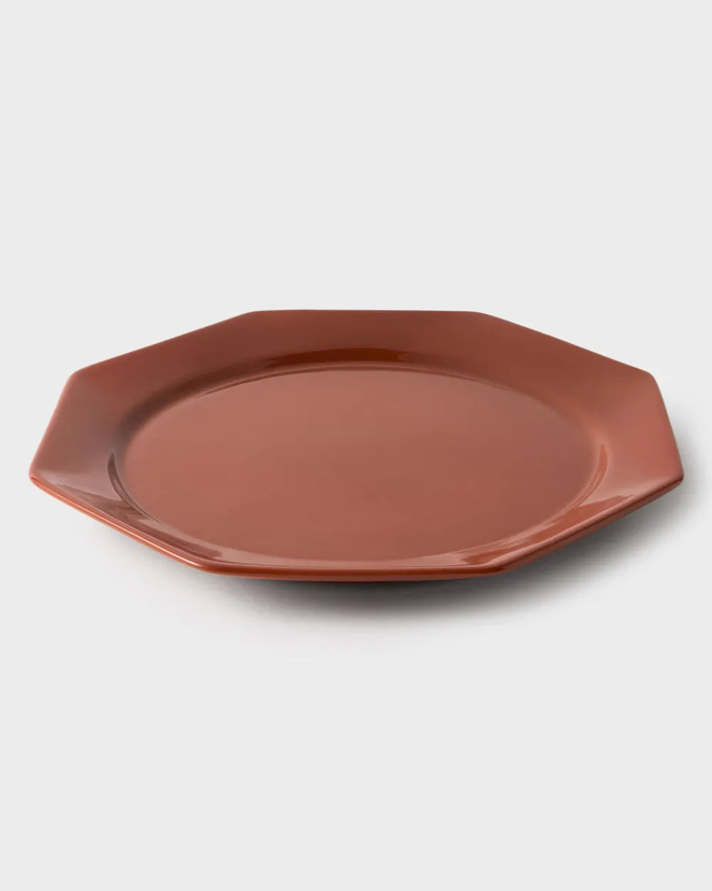 Cabana Dinnerware|Octagonal Dinner Plate in Burgundy