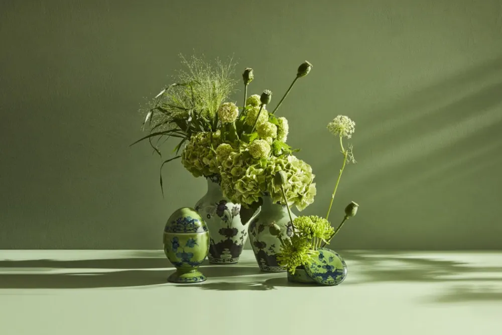 Ginori 1735 Dinnerware|Oriente Italiano Egg With Cover in Pervinca