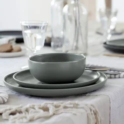 Costa Nova Dinnerware|Pacifica Collection Oval Platter in Artichoke