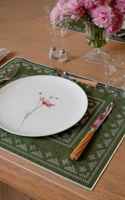 Esencial Hogar Place Settings & Linens|Pedralbes Placemats in Olive, Set of 4