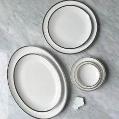 Twig NY Dinnerware|Platinum Edge Oval Platter