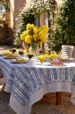 Couleur Nature Place Settings & Linens|Provence Avignon Tablecloth in Blue & Marine