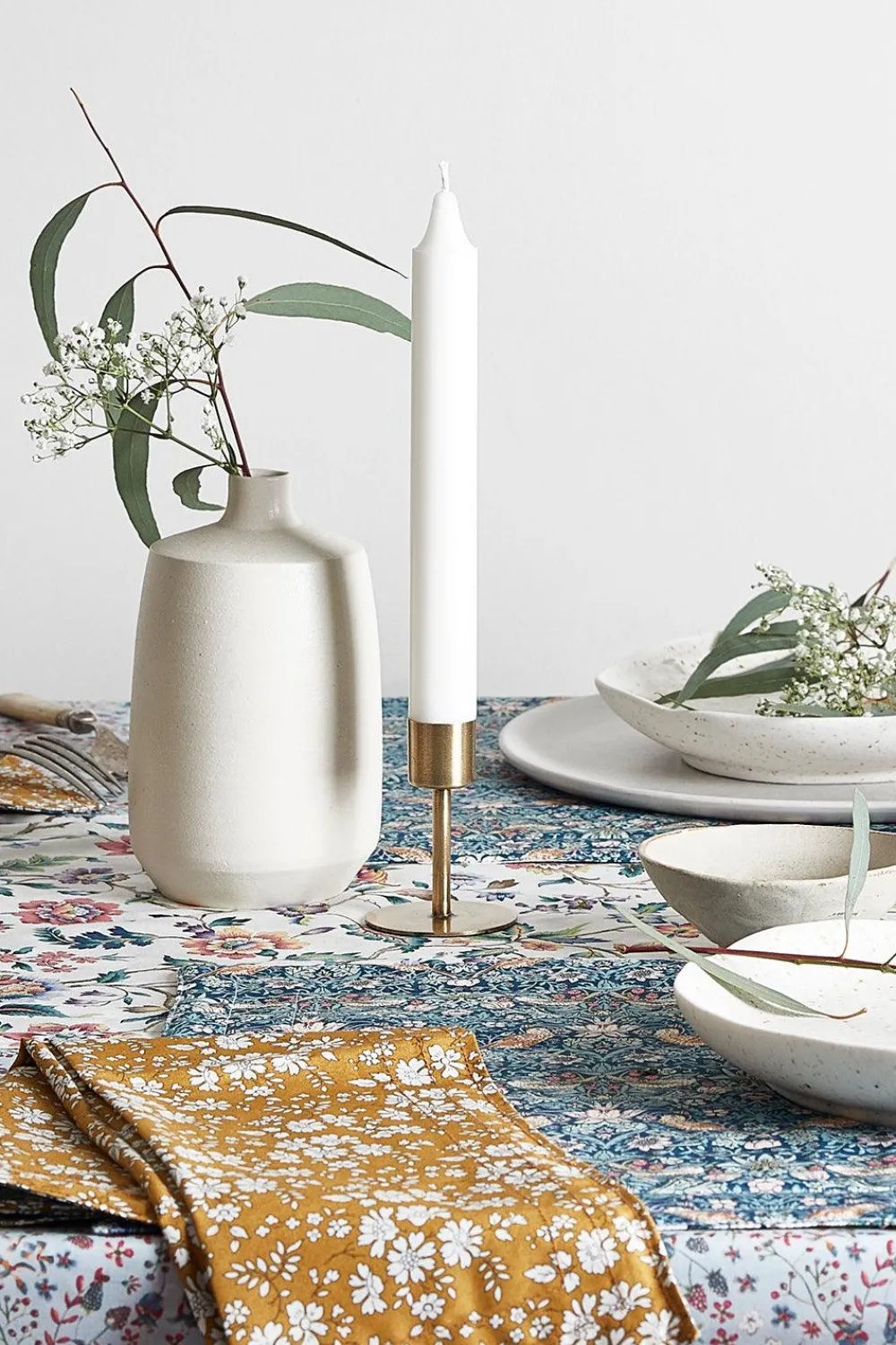 Coco & Wolf Place Settings & Linens|Reversible Stitch Napkin Set Made With Liberty Fabric in Strawberry Thief & Capel