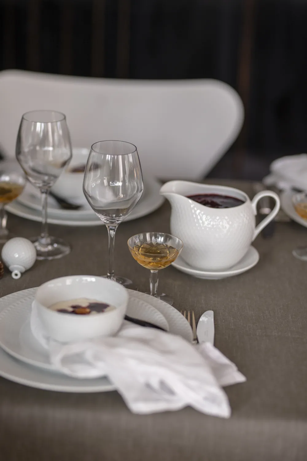 Lyngby Porcelain Dinnerware|Rhombe Sauce Boat in White