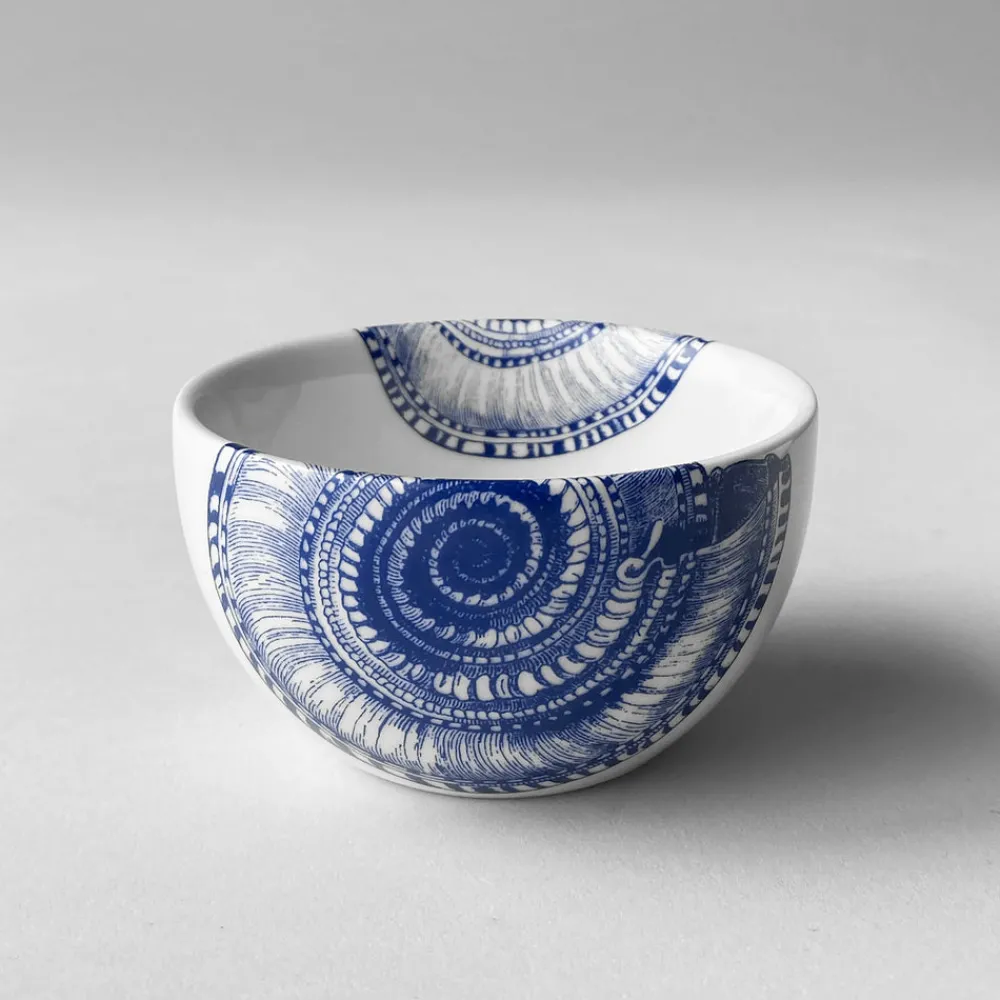 Caskata Dinnerware|Shells Snack Bowl