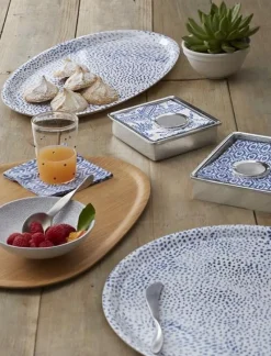 Mariposa Place Settings & Linens|Signature Luncheon Napkin Box with Insert