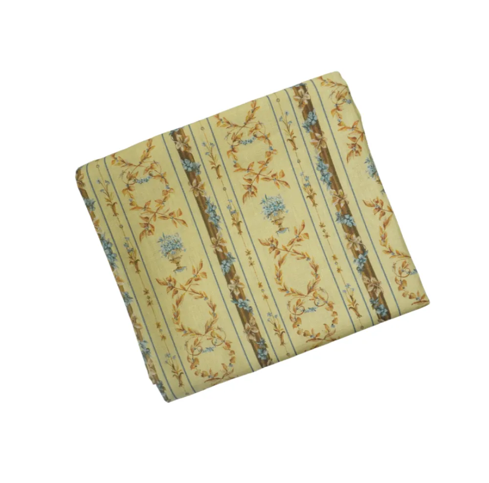 Nadia & Co Place Settings & Linens|Sole Tablecloth