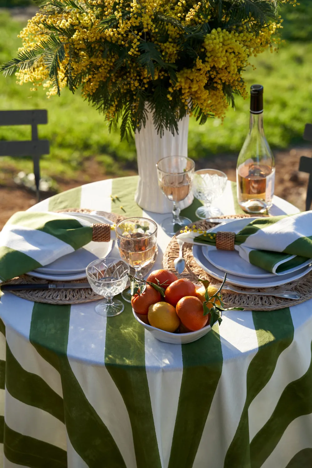 Couleur Nature Place Settings & Linens|St. Tropez Tablecloth in Vert