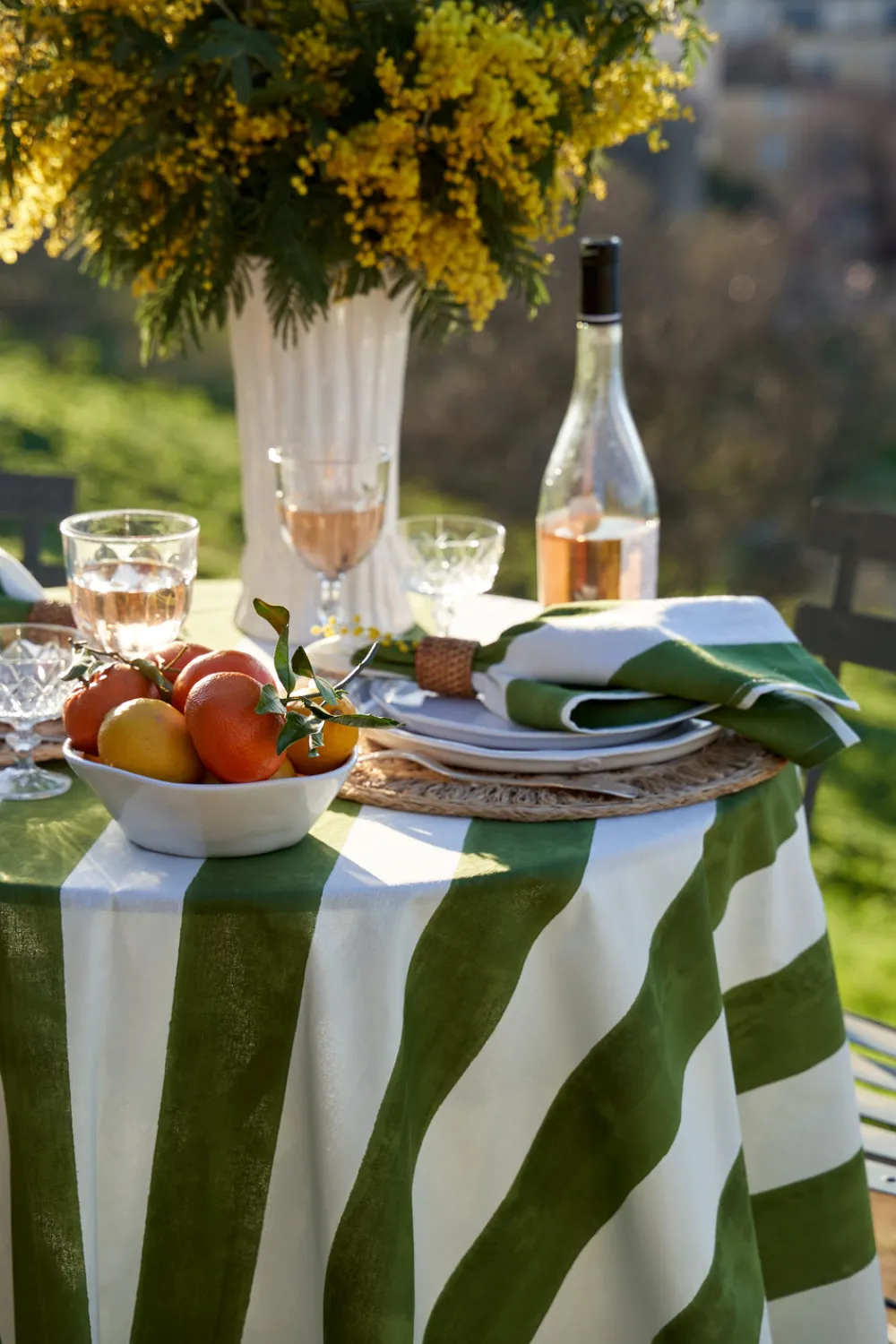 Couleur Nature Place Settings & Linens|St. Tropez Tablecloth in Vert