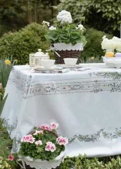 Atelier Choux Best Of Baby Registry|Place Settings & Linens|Tapestry Tablecloth