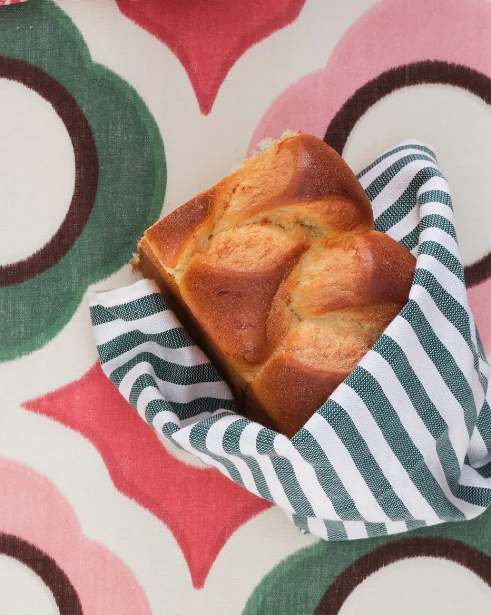 Cabana Place Settings & Linens|Vera Stripe Napkins in Green Set of 2