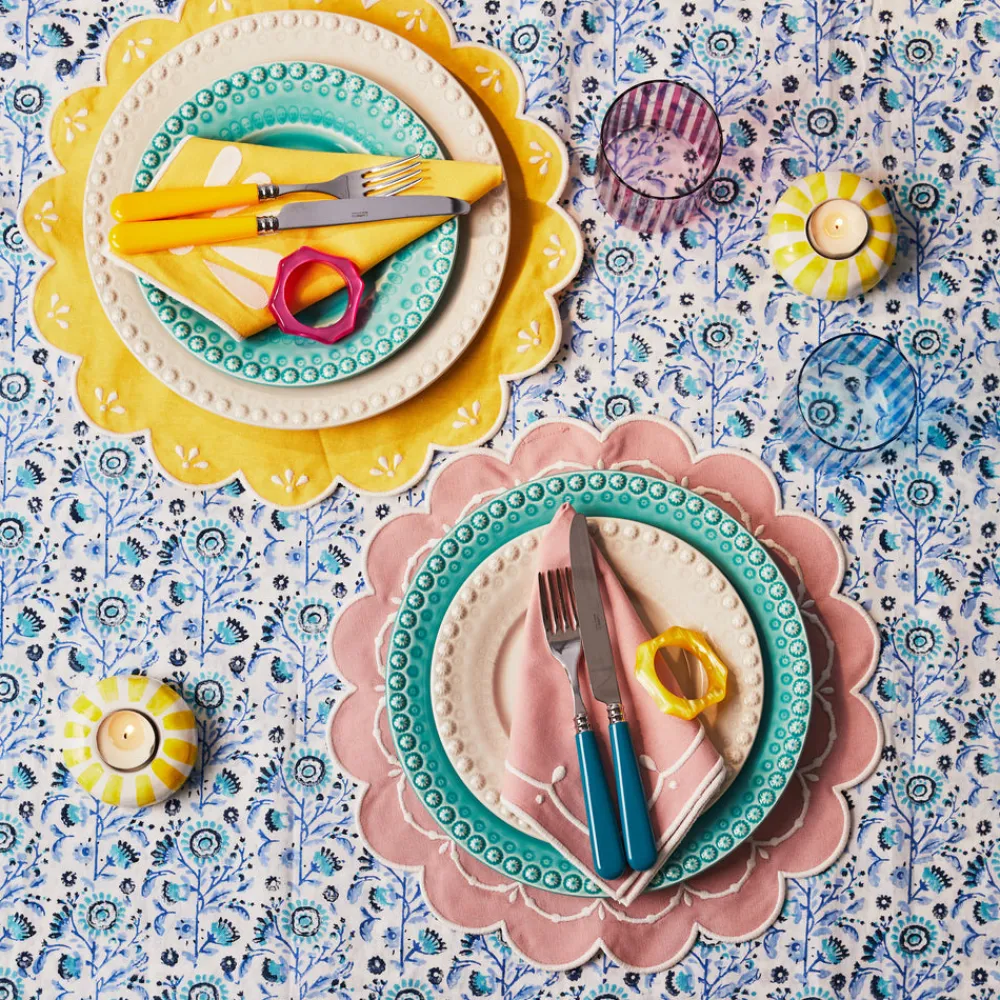 Maison Margaux Place Settings & Linens|Willow Tablecloth