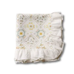 Nadia & Co Place Settings & Linens|Zia Tablecloth